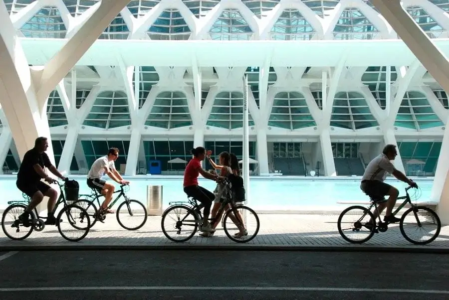 Fietstour stad van de kunst en wetenschappen